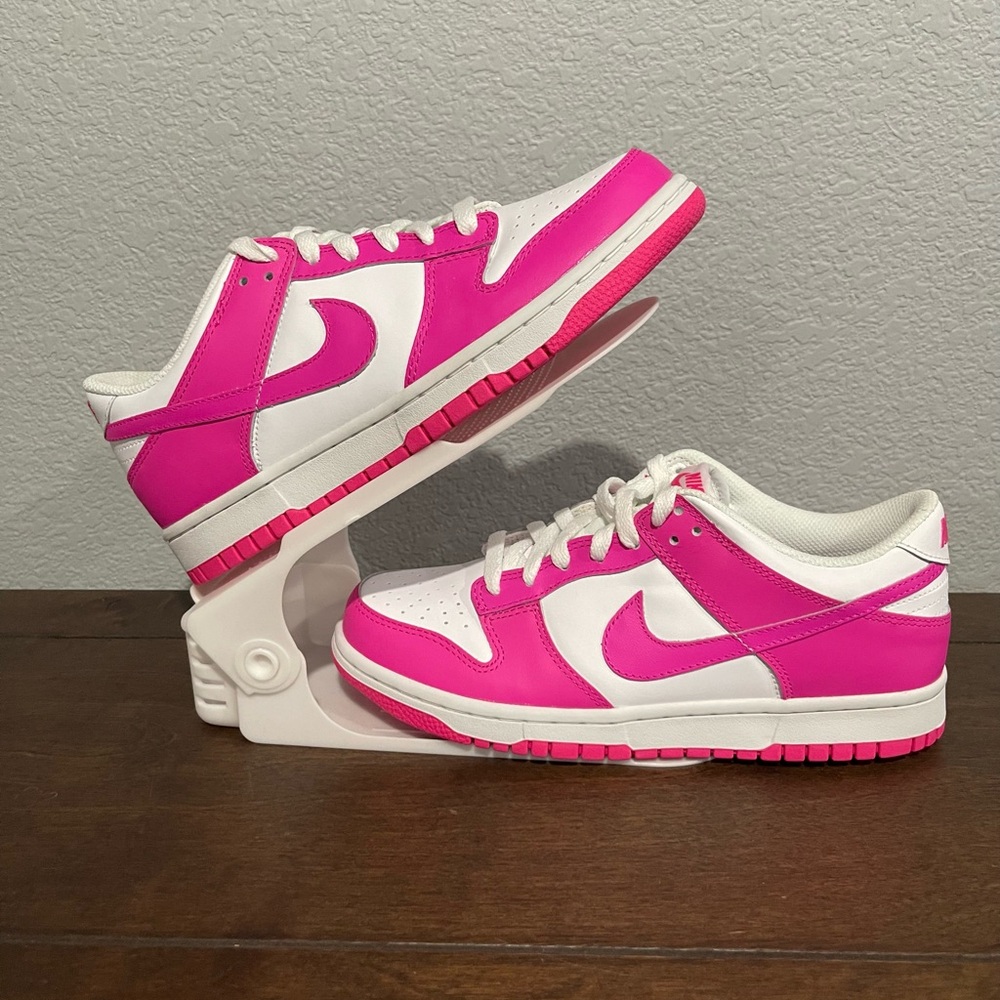 Nike - Dunk Low Sneaker’s (Kids size)